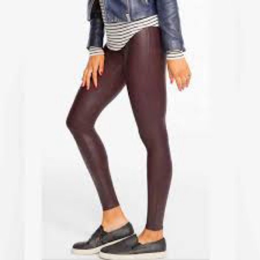 Spanx Faux Leather Leggings in Wine Size L